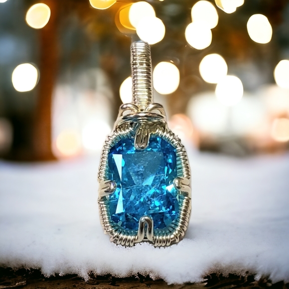 Handmade Sterling Silver crushed ice cz pendant - Picture 1 of 4